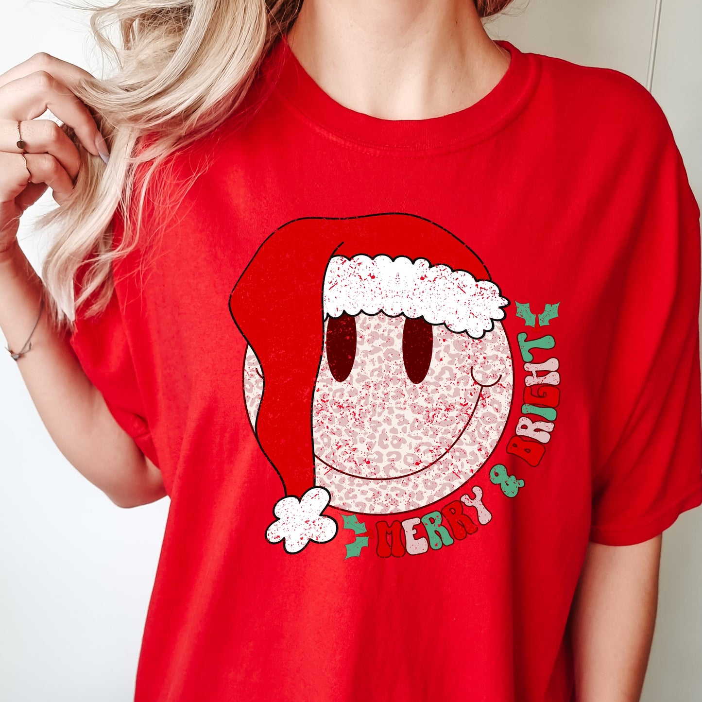 Smiley Face Christmas Santa Tshirt