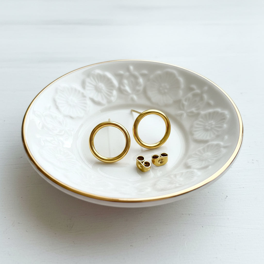 18k Gold Circle Earrings – Elegant Minimalist Gold Plated Studs with Butterfly Clasp (Copy)