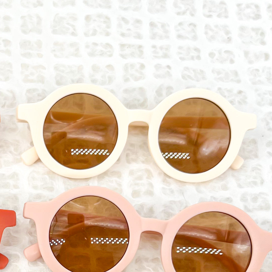 Kid's sunglasses