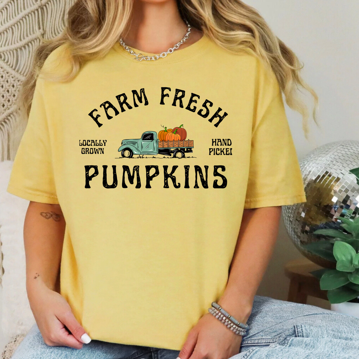 Farm Fresh Pumpkins Truck Comfort Colors 1717 T-Shirt