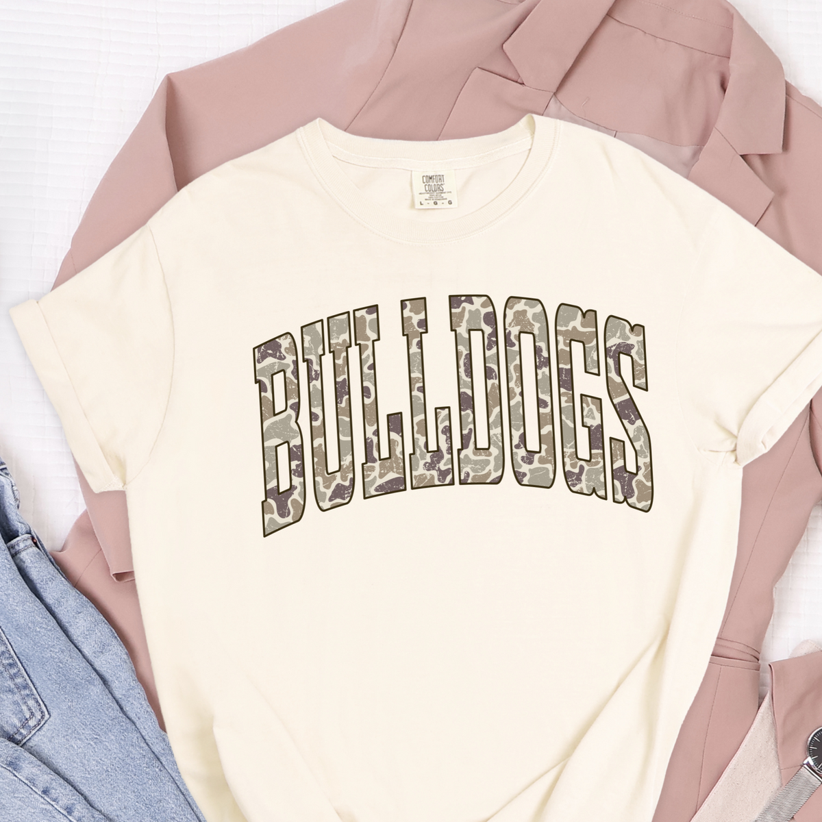 Ivory Camo BULLDOGS graphic T-shirt flat lay