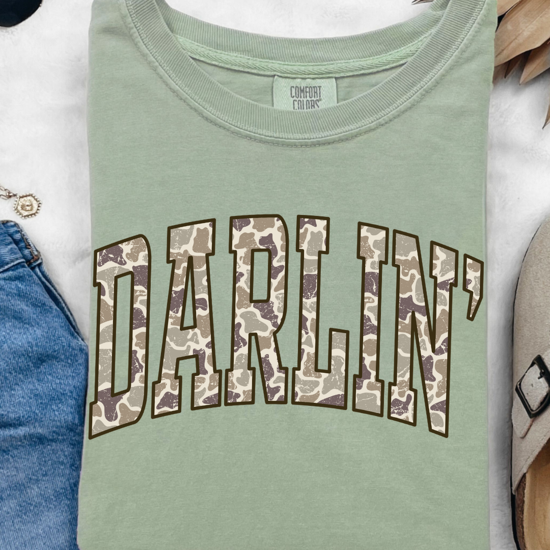 Camo DARLIN' graphic T-shirt in Bay, folded view