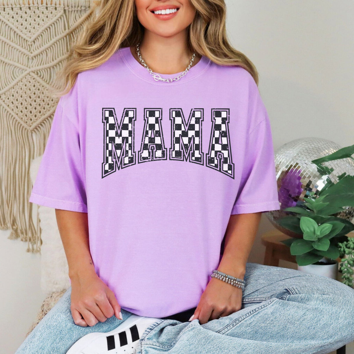 Neon Violet Comfort Colors 1717 tee with checkered MAMA design, lifestyle
