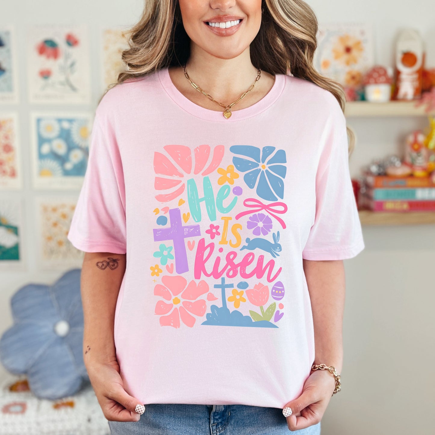 He is Risen Easter Women's Graphic Tee
