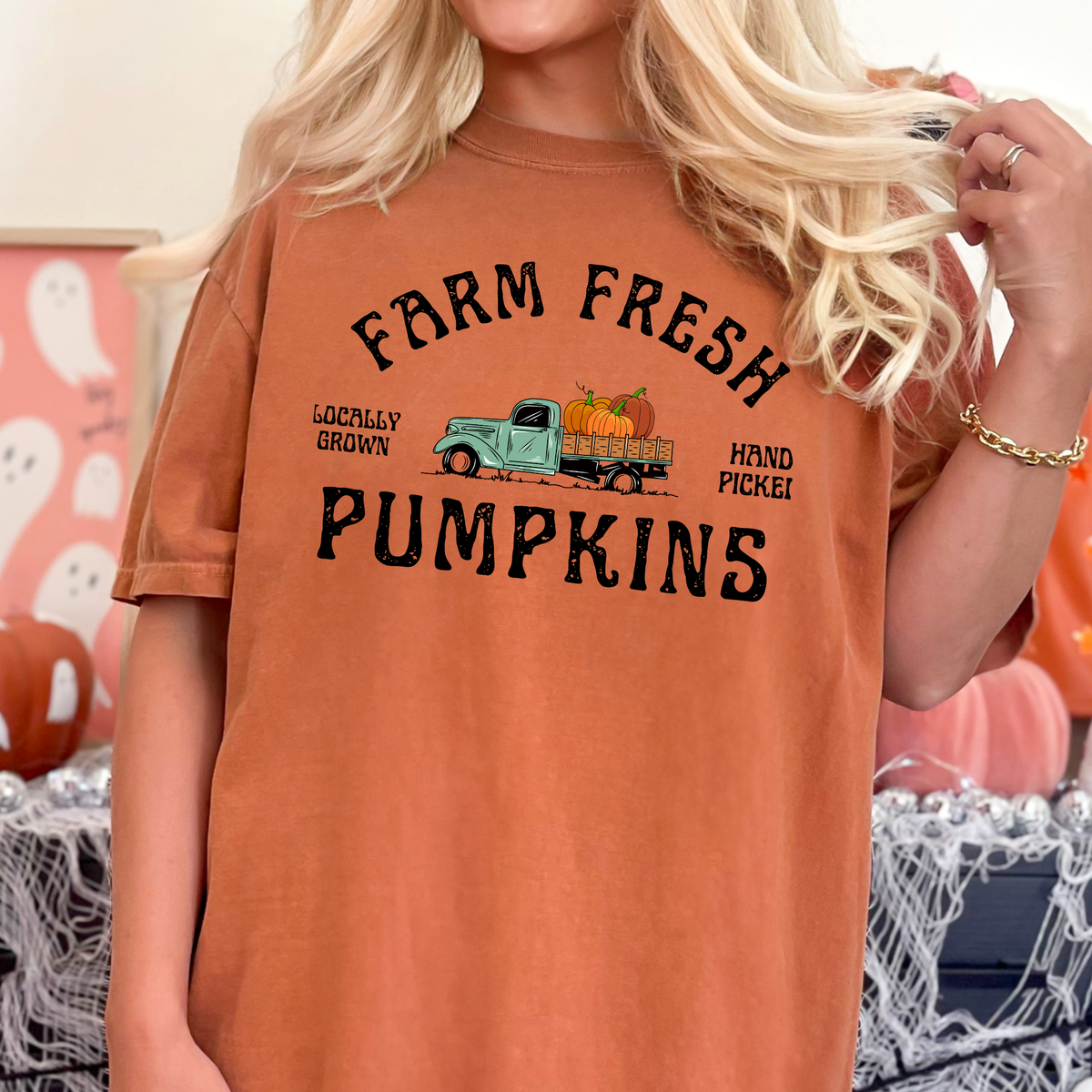 Farm Fresh Pumpkins Truck Comfort Colors 1717 T-Shirt
