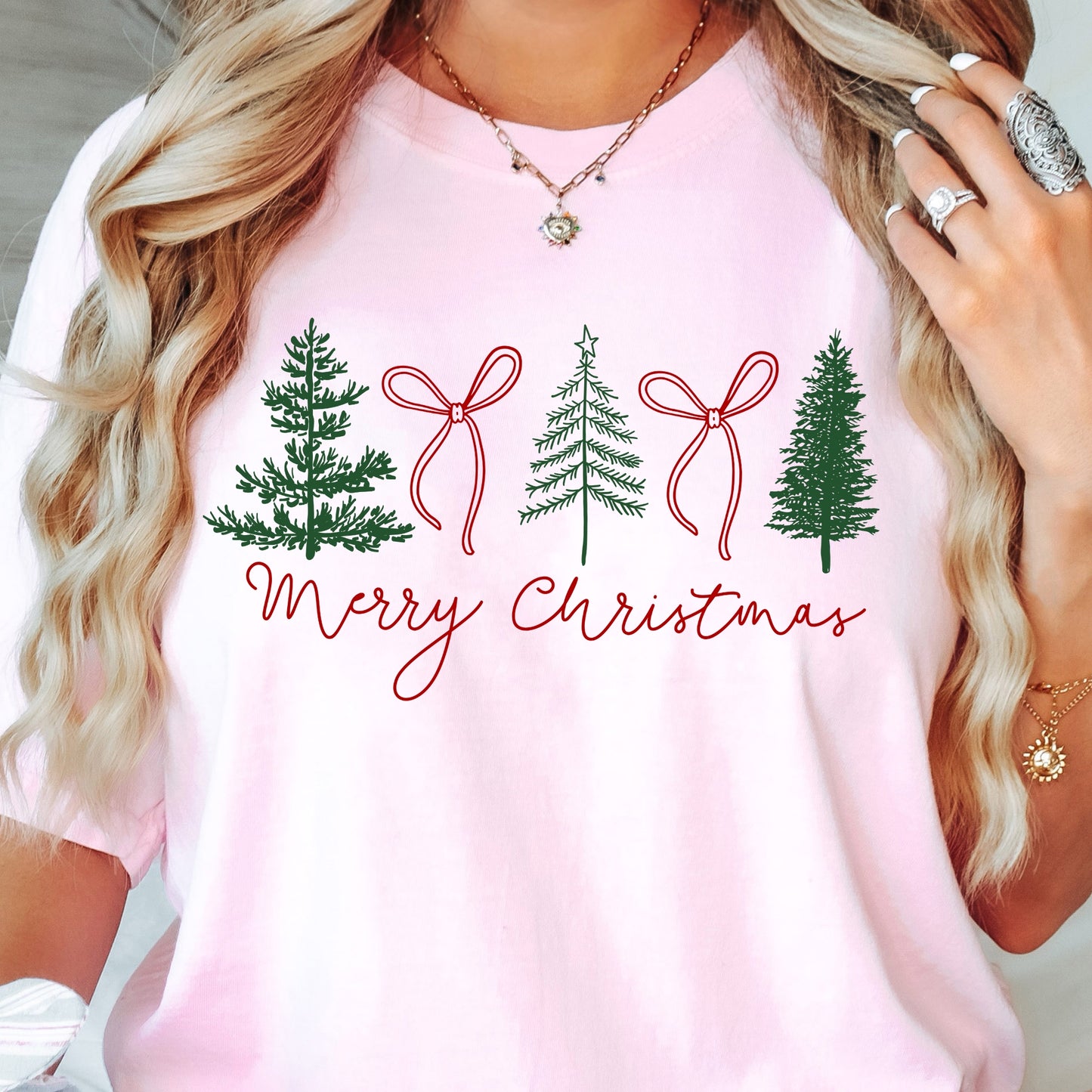 Merry Christmas Red Bows &amp; Evergreen Trees Tee Comfort Colors
