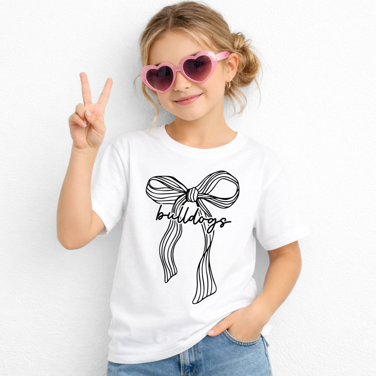 Ribbon bow Bulldogs youth T-shirt in White - Gildan 5000B lifestyle image