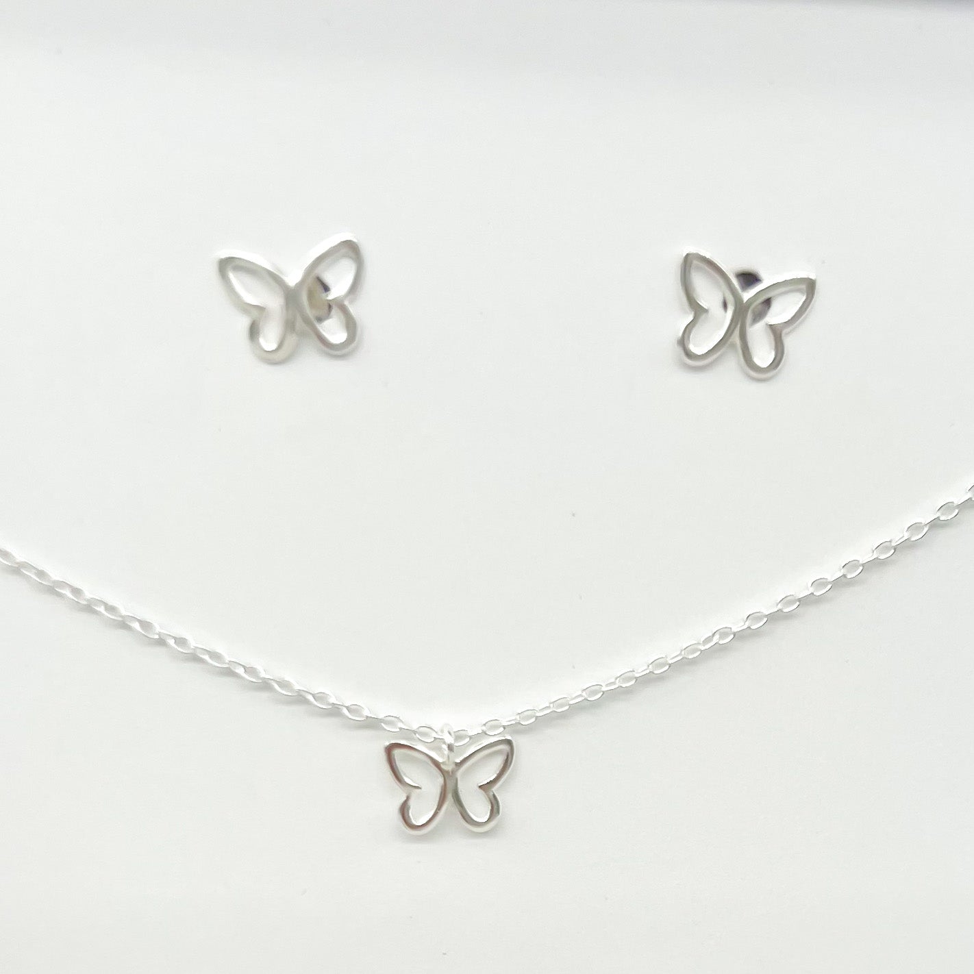 Butterfly earring set